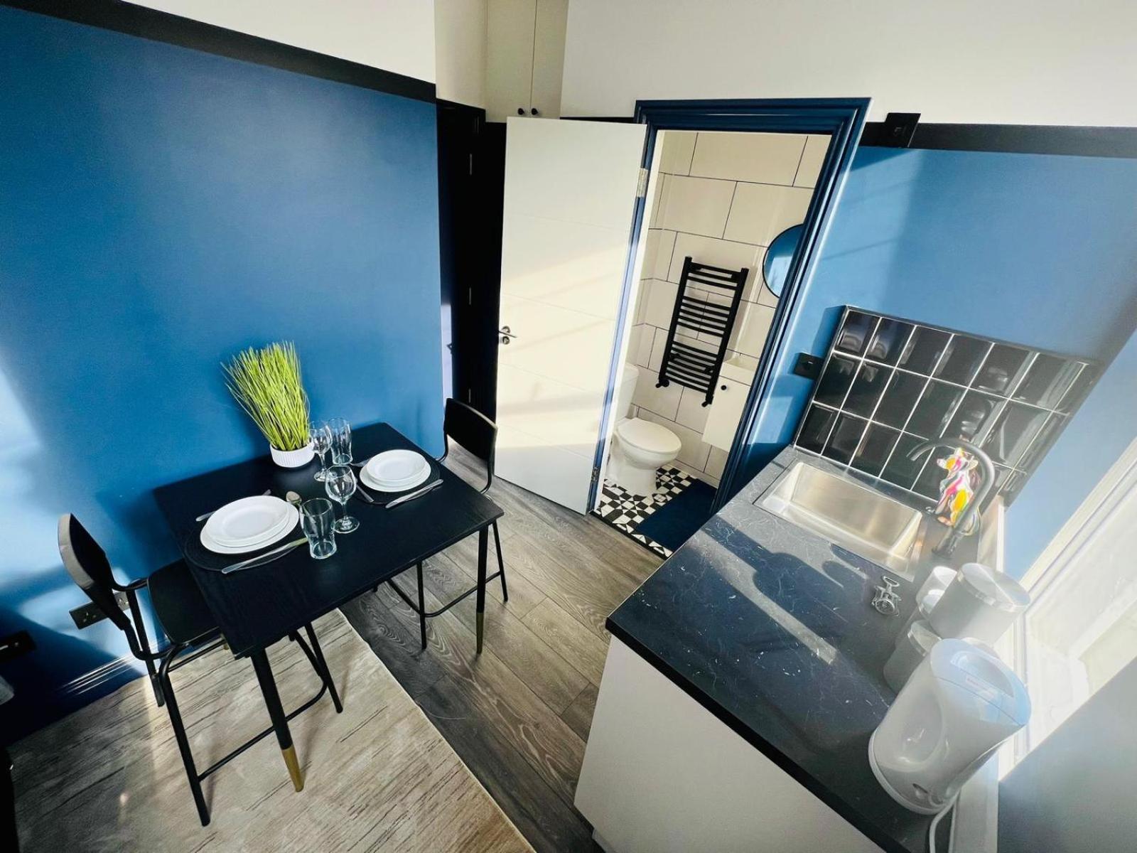 London 61 Central Studio, Ideal For Tourists High Recommend!!! מראה חיצוני תמונה