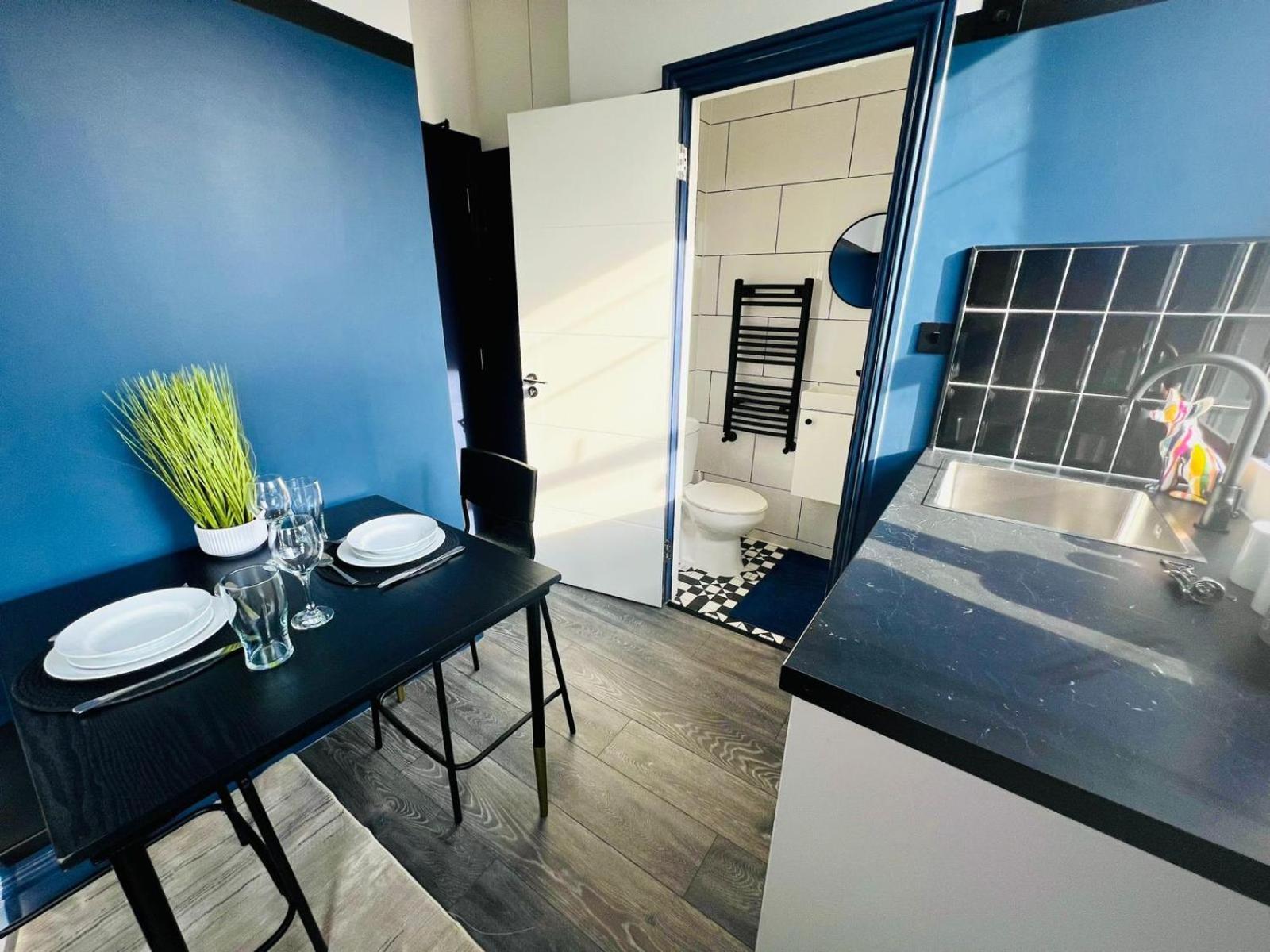 London 61 Central Studio, Ideal For Tourists High Recommend!!! מראה חיצוני תמונה