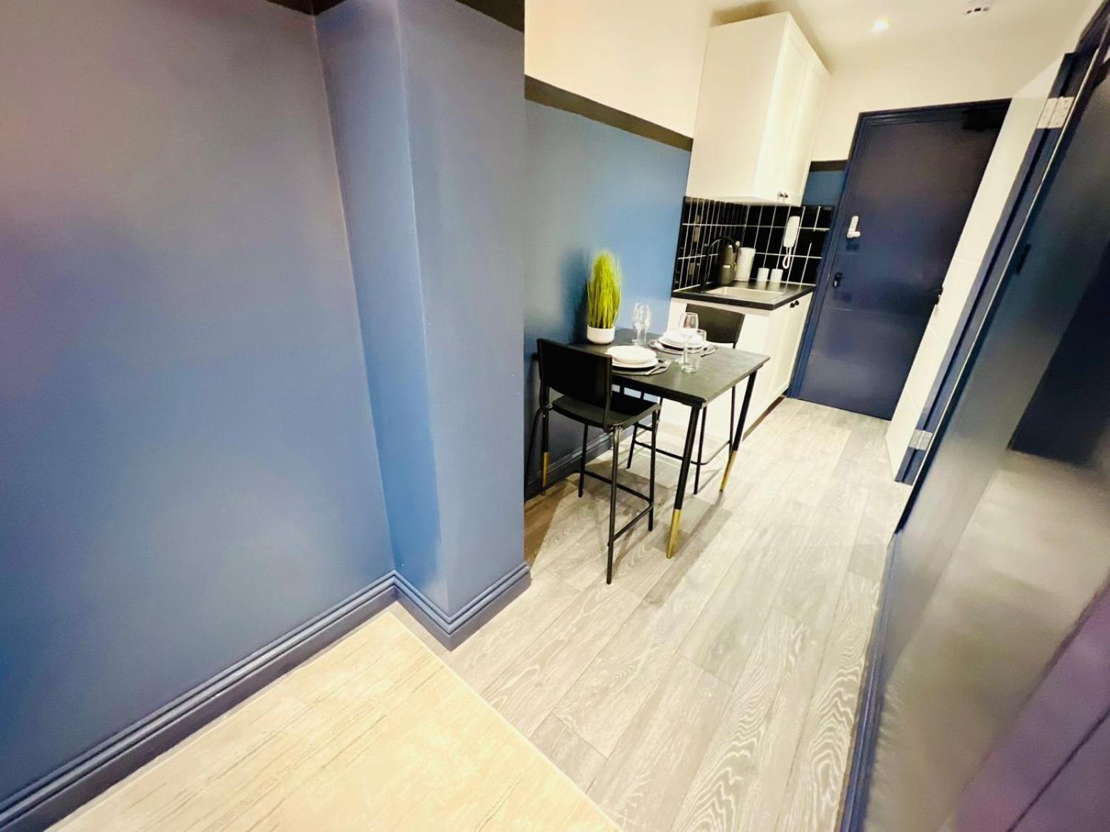London 61 Central Studio, Ideal For Tourists High Recommend!!! מראה חיצוני תמונה